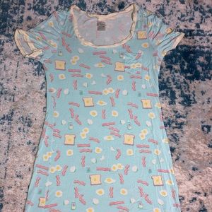 Eggs & bacon night gown